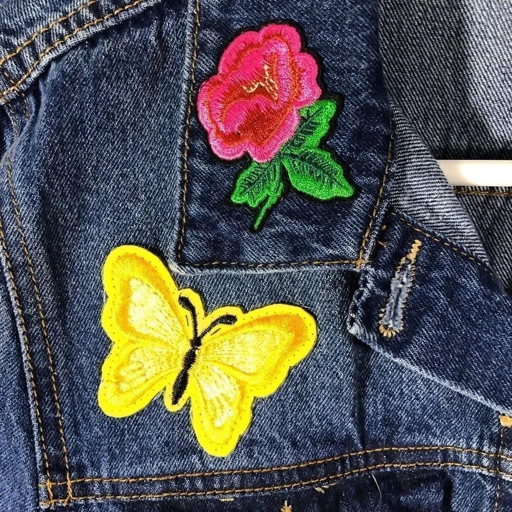 Denim Jacket with Patch Details Size Large - Picture 5 of 7